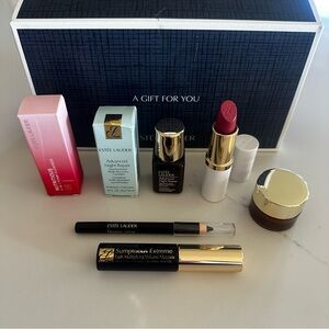NEW Estee Lauder Favorites Bundle